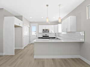 8-Kitchen